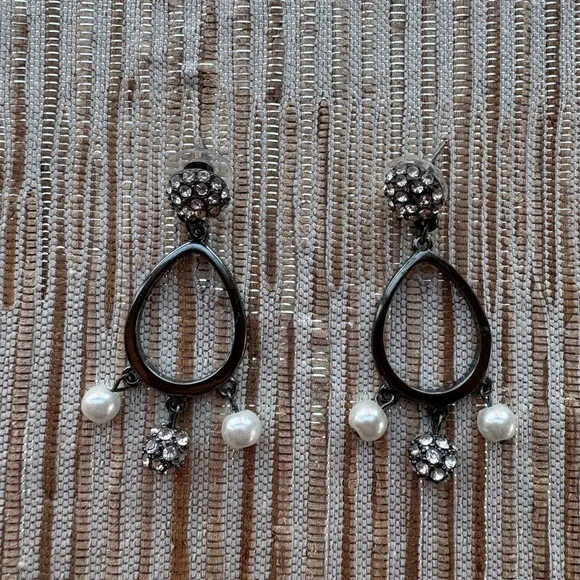 Silver and Gray Sparkly Earrings - Picture 2 of 3